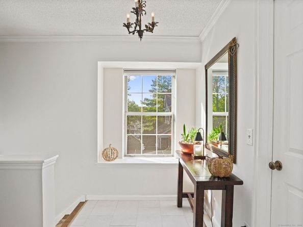 267 Mayfield Drive 267, Trumbull CT 06611