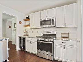 267 Mayfield Drive 267, Trumbull CT 06611