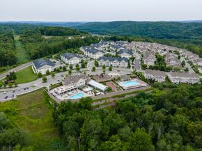 13 Mercy Street 13, Danbury CT 06810