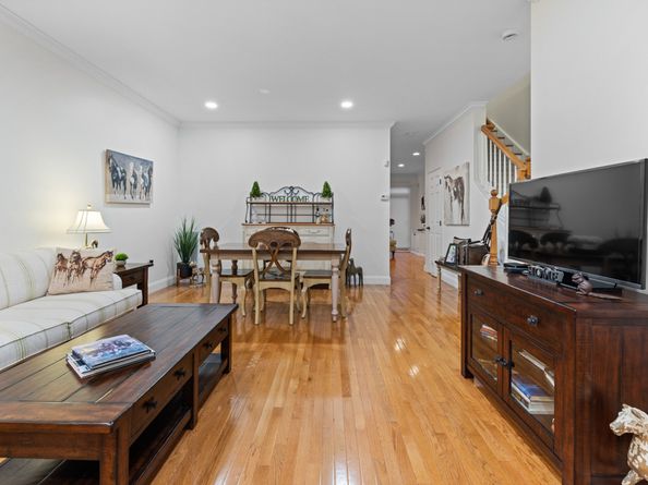 13 Mercy Street 13, Danbury CT 06810