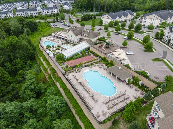 13 Mercy Street 13, Danbury CT 06810