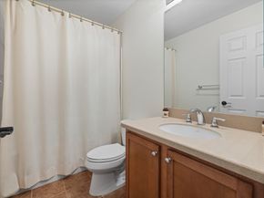 13 Mercy Street 13, Danbury CT 06810