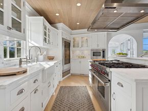 32 Edgewater, Westport CT 06880