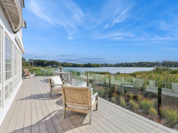 32 Edgewater, Westport CT 06880