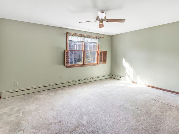 11 Laurel Street, Trumbull CT 06611