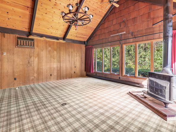 11 Laurel Street, Trumbull CT 06611
