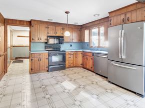 11 Laurel Street, Trumbull CT 06611