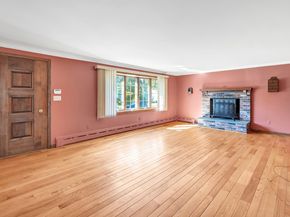 11 Laurel Street, Trumbull CT 06611