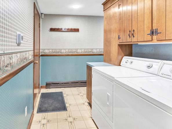11 Laurel Street, Trumbull CT 06611