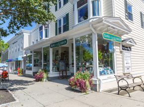 2 Quincy Close, Ridgefield CT 06877