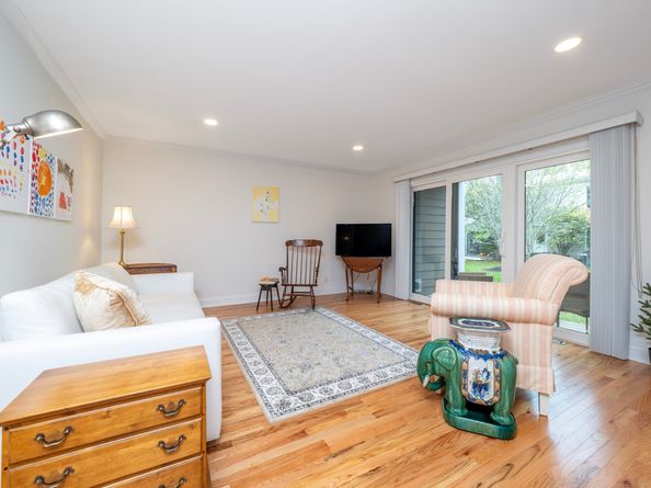 2 Quincy Close, Ridgefield CT 06877
