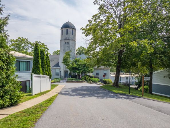2 Quincy Close, Ridgefield CT 06877