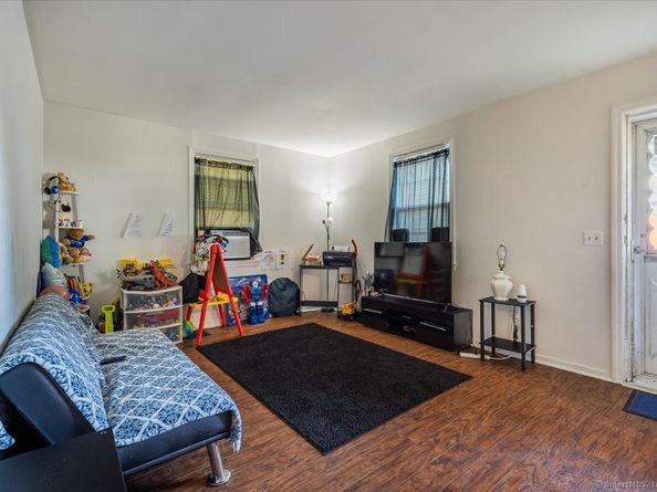 125 Alexander Drive, Bridgeport CT 06606