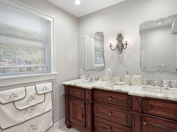 2 Westmoreland Road, Ridgefield CT 06877