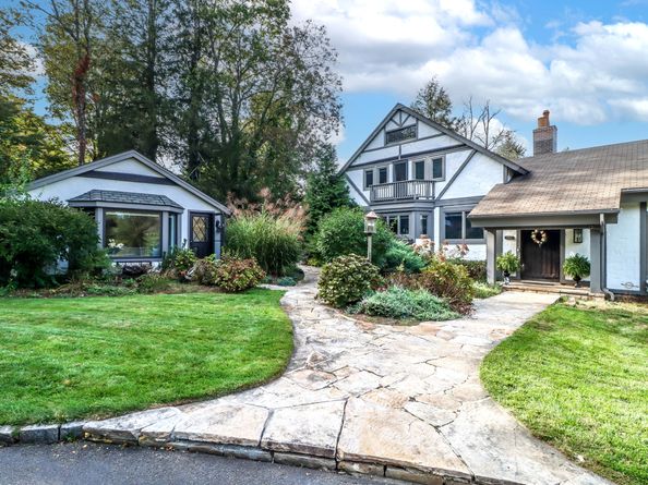 70 Obtuse Hill Road, Brookfield CT 06804