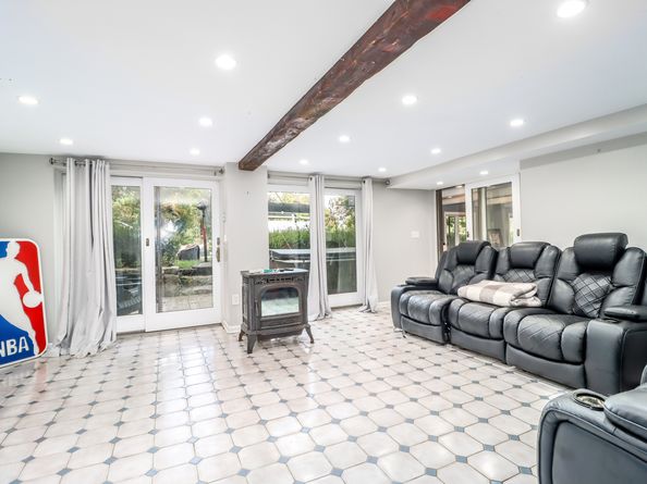 70 Obtuse Hill Road, Brookfield CT 06804