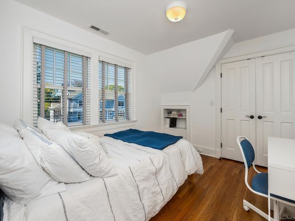 5 Mayflower Road, Darien CT 06820