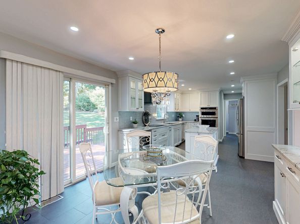 40 Great Plain Road, Danbury CT 06811