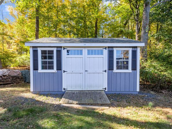 40 Great Plain Road, Danbury CT 06811