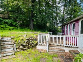 35 Saginaw Trail, Shelton CT 06484