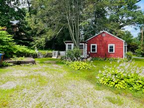 35 Saginaw Trail, Shelton CT 06484