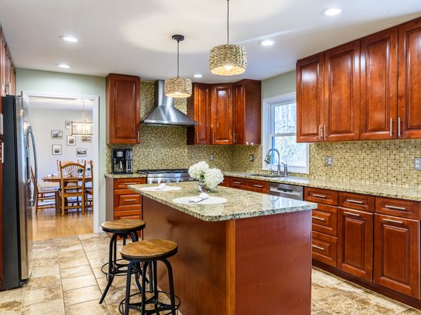 193 Putting Green Road, Trumbull CT 06611