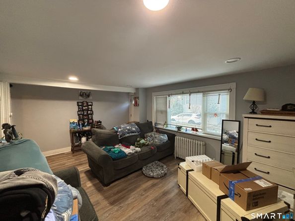 8 Jetland Place, Bridgeport CT 06605