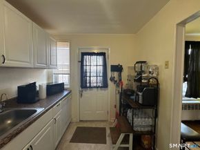 211 Louisiana Avenue D, Bridgeport CT 06610