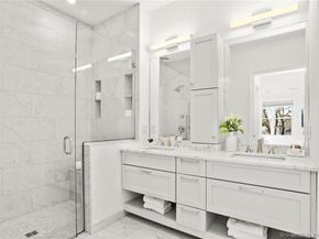 302 Gramercy Park 302, New Canaan CT 06840