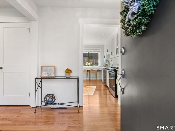 639 Onondaga Lane B, Stratford CT 06614