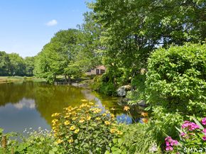 639 Onondaga Lane B, Stratford CT 06614