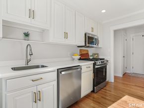 639 Onondaga Lane B, Stratford CT 06614