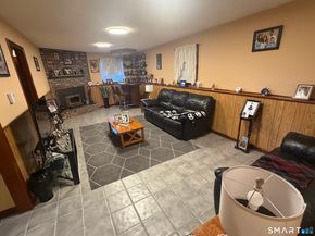 2 Ken Oaks Drive, Danbury CT 06810