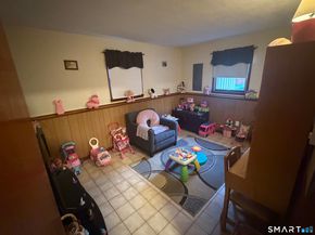 2 Ken Oaks Drive, Danbury CT 06810