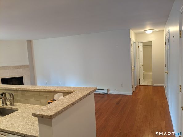 76 Maple Tree Avenue 5, Stamford CT 06906