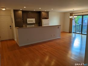 76 Maple Tree Avenue 5, Stamford CT 06906