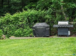 76 Maple Tree Avenue 5, Stamford CT 06906