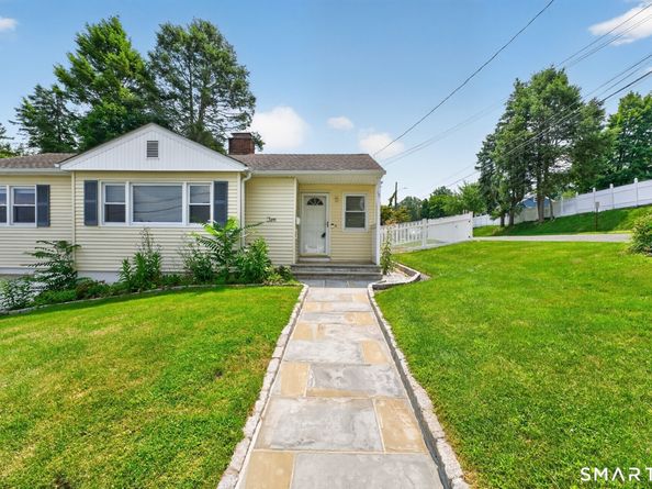 10 Seeley Street, Danbury CT 06810