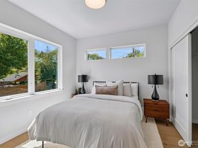 7324 7th Place SW A, Seattle WA 98106