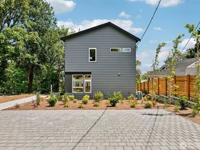 7324 7th Place SW A, Seattle WA 98106