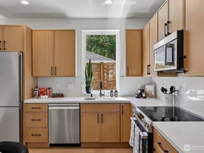 7324 7th Place SW A, Seattle WA 98106