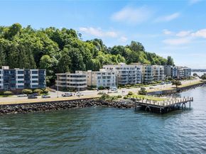 1156 Alki Avenue SW 104, Seattle WA 98116