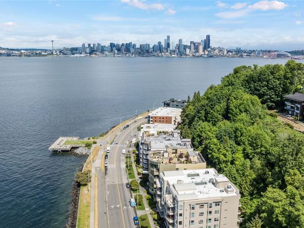 1156 Alki Avenue SW 104, Seattle WA 98116