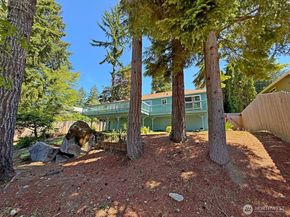 12901 Avante Drive, Silverdale WA 98383