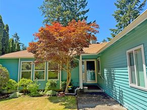 12901 Avante Drive, Silverdale WA 98383