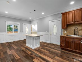 4131 153rd Ave SE, W, Bellevue WA 98006