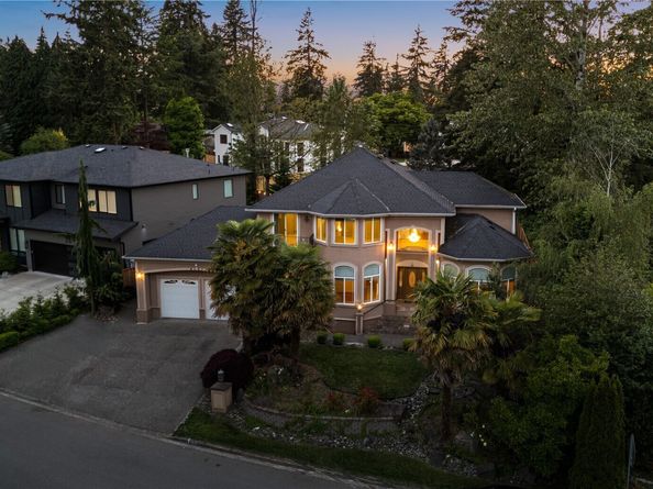 4131 153rd Avenue SE, Bellevue WA 98006