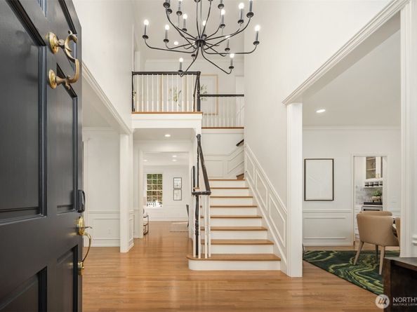 2400 100th Avenue NE, Bellevue WA 98004