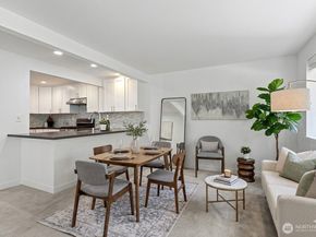 10 143rd Avenue SE 4, Bellevue WA 98007