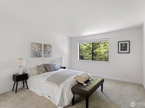 10 143rd Avenue SE 4, Bellevue WA 98007